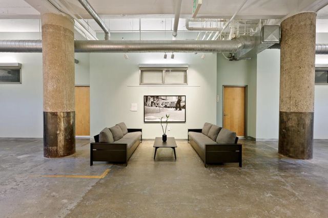700 N Washington Avenue 419, Minneapolis, MN 55401