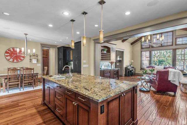 1733 S SUGARHOUSE LN, Salt Lake City, UT 84108