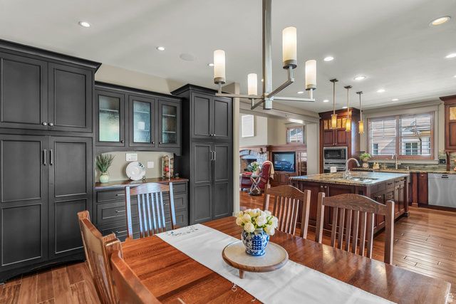 1733 S SUGARHOUSE LN, Salt Lake City, UT 84108