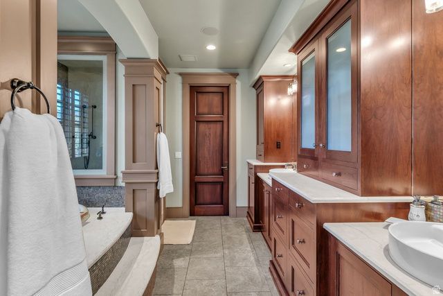 1733 S SUGARHOUSE LN, Salt Lake City, UT 84108