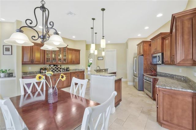 2724 Gleason PKWY, Cape Coral, FL 33914