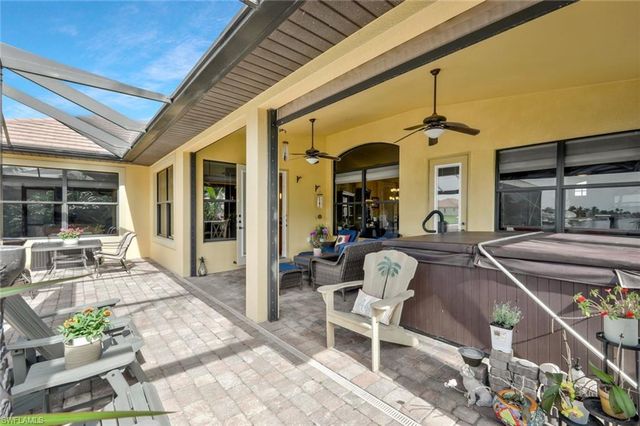 2724 Gleason PKWY, Cape Coral, FL 33914