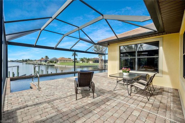 2724 Gleason PKWY, Cape Coral, FL 33914