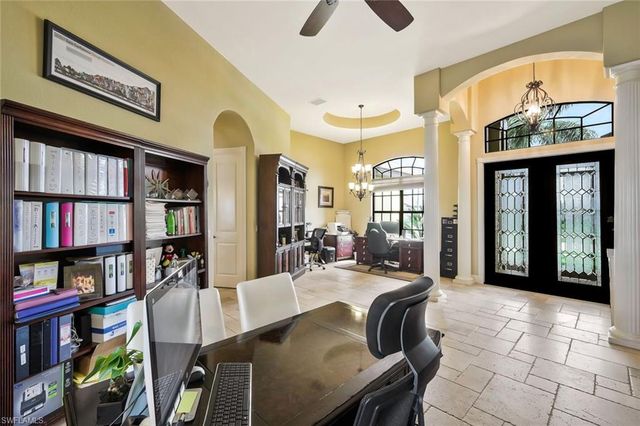 2724 Gleason PKWY, Cape Coral, FL 33914