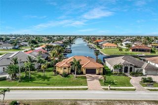 2724 Gleason PKWY, Cape Coral, FL 33914