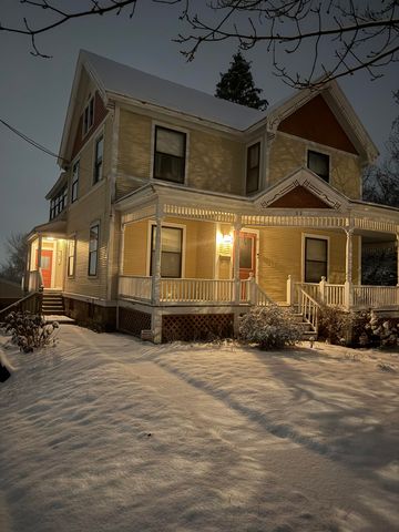 92 High Street, St. Albans City, VT 05478