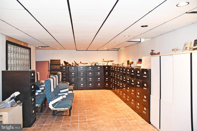 210 W MAIN ST, Cecilton, MD 21913