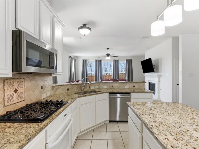 222 Lairds Drive, Coppell, TX 75019