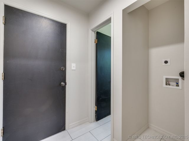 701 W 41st Street, Sand Springs, OK 74063