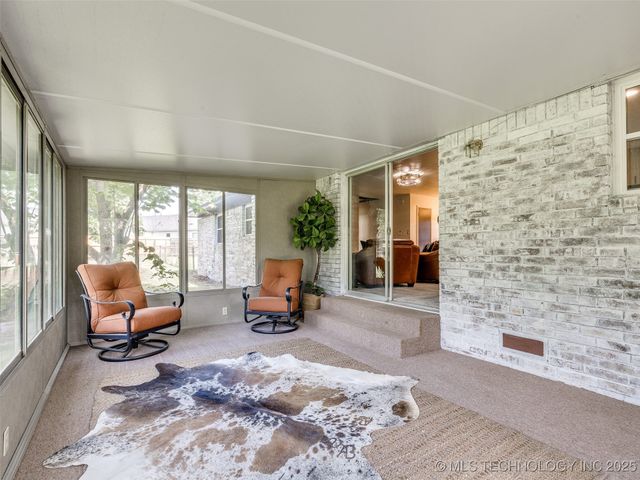 701 W 41st Street, Sand Springs, OK 74063