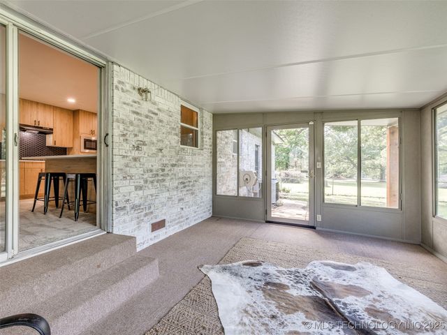 701 W 41st Street, Sand Springs, OK 74063