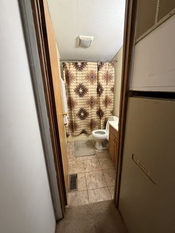 5343 King Robert Ln, Westmoreland, TN 37186