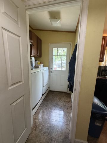 5343 King Robert Ln, Westmoreland, TN 37186