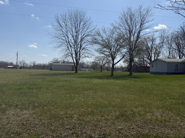 5343 King Robert Ln, Westmoreland, TN 37186