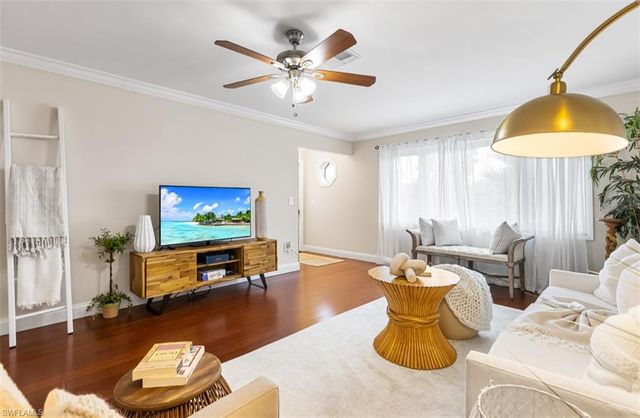 3950 Mohawk PL, Naples, FL 34112