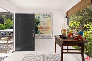 5733 Valley Oak Drive, Los Angeles, CA 90068