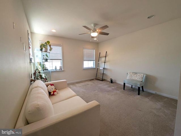 3300 PIETRO WAY, Philadelphia, PA 19145