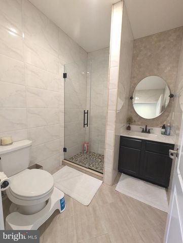 3300 PIETRO WAY, Philadelphia, PA 19145