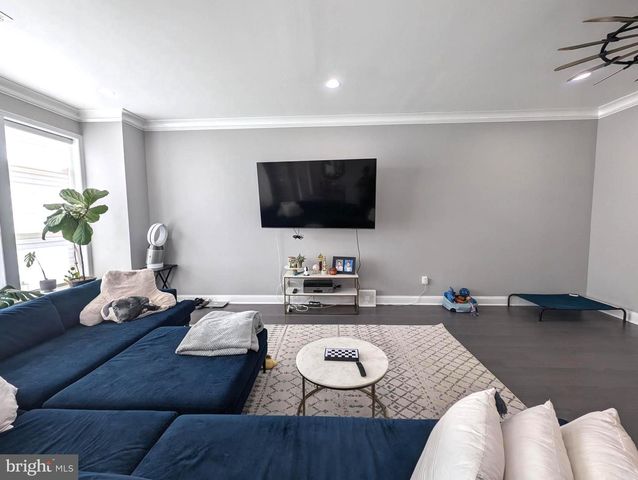 3300 PIETRO WAY, Philadelphia, PA 19145