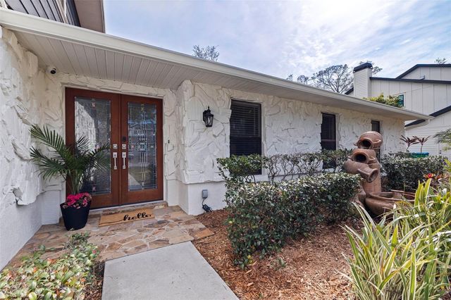 8950 BAYWOOD PARK DRIVE, Seminole, FL 33777