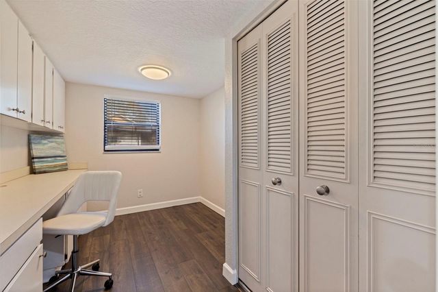 8950 BAYWOOD PARK DRIVE, Seminole, FL 33777