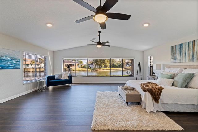 8950 BAYWOOD PARK DRIVE, Seminole, FL 33777