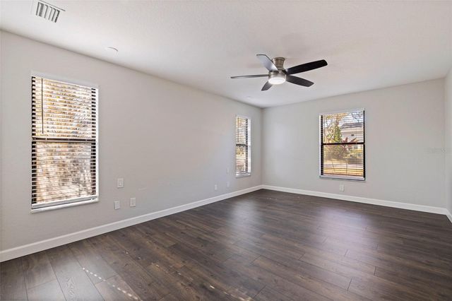 8950 BAYWOOD PARK DRIVE, Seminole, FL 33777