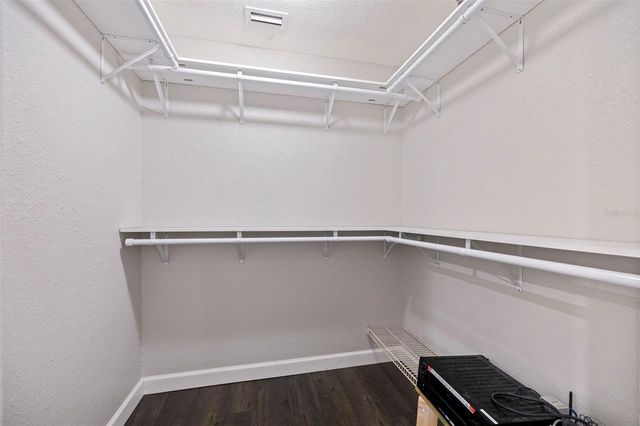 8950 BAYWOOD PARK DRIVE, Seminole, FL 33777