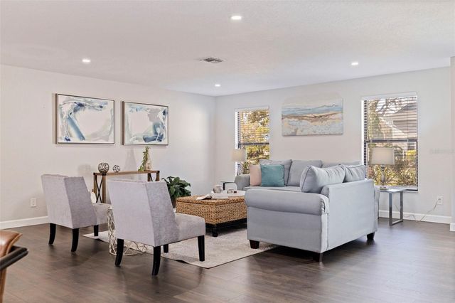 8950 BAYWOOD PARK DRIVE, Seminole, FL 33777