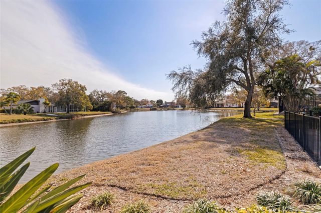 8950 BAYWOOD PARK DRIVE, Seminole, FL 33777
