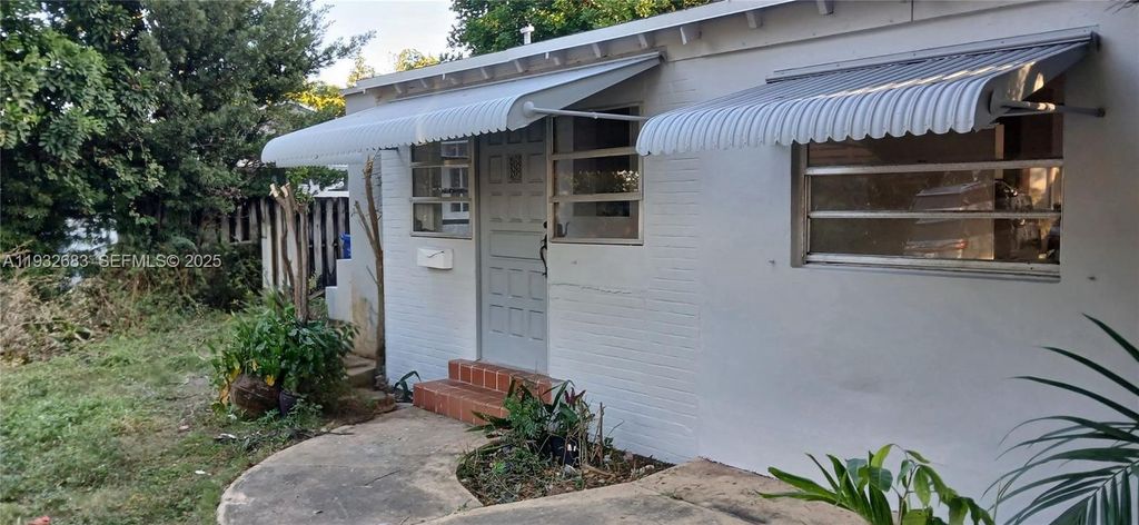 1836 Scott St 1836, Hollywood, FL 33020