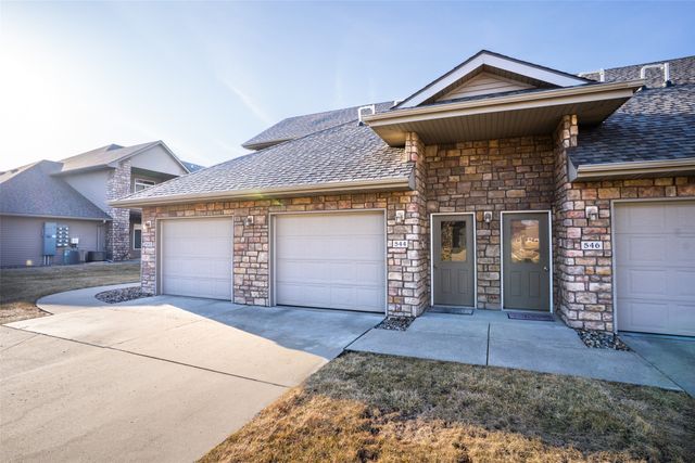 544 Kelsey Lane, Altoona, IA 50009