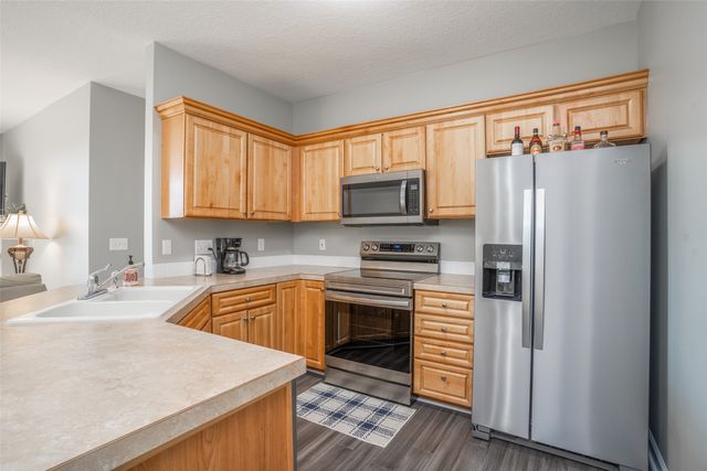 544 Kelsey Lane, Altoona, IA 50009