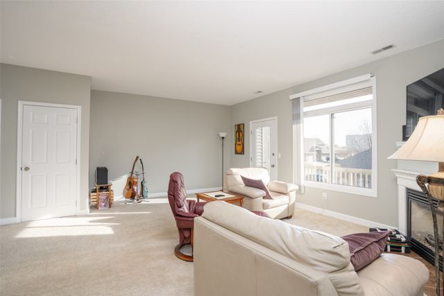 544 Kelsey Lane, Altoona, IA 50009