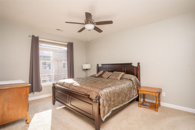 544 Kelsey Lane, Altoona, IA 50009