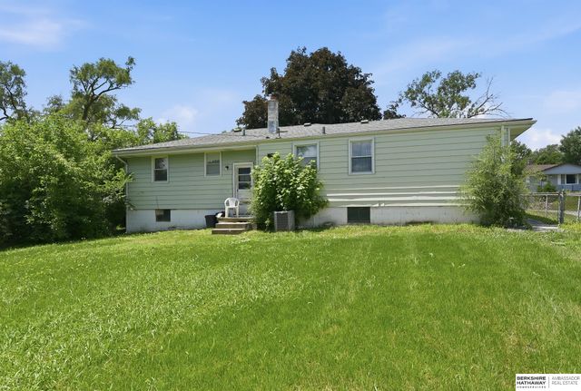 5121 N 53rd Street, Omaha, NE 68104
