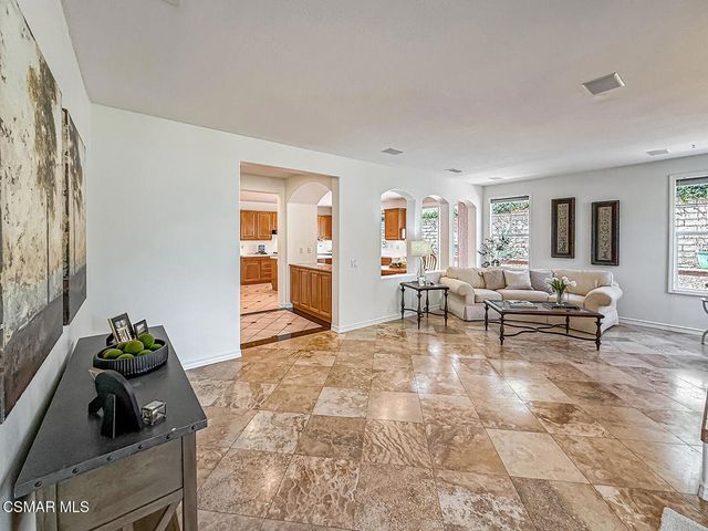 290 Culview Court, Simi Valley, CA 93065