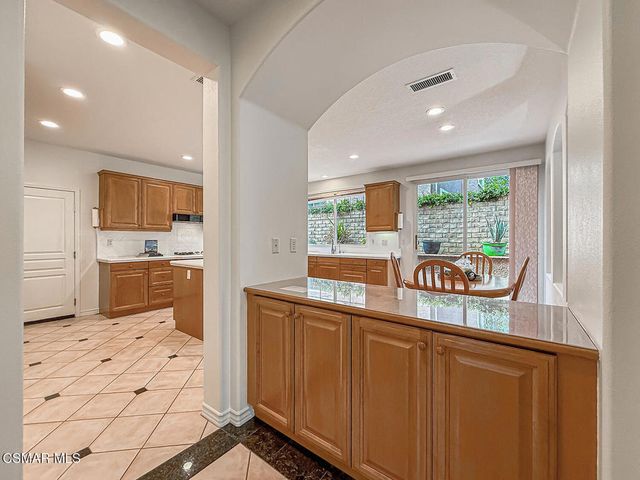290 Culview Court, Simi Valley, CA 93065