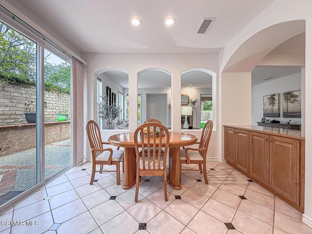 290 Culview Court, Simi Valley, CA 93065
