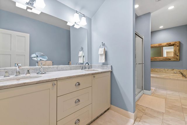 9 Ice House Road, New London, NH 03257