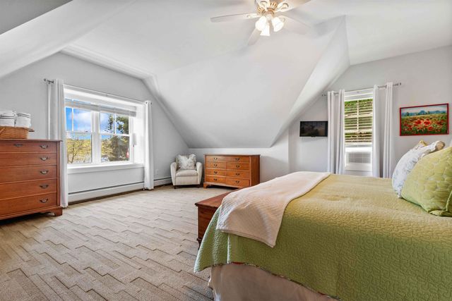 9 Ice House Road, New London, NH 03257