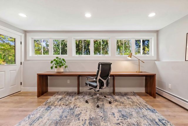 9 Ice House Road, New London, NH 03257