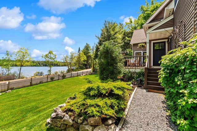 9 Ice House Road, New London, NH 03257