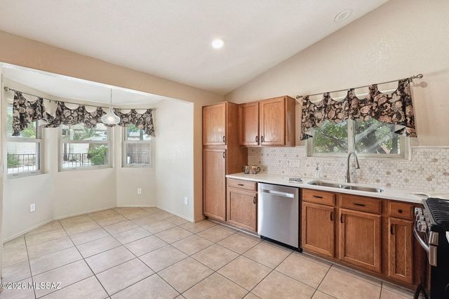 4530 W Lord Redman Loop, Tucson, AZ 85741