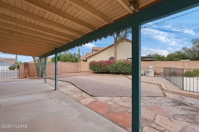 4530 W Lord Redman Loop, Tucson, AZ 85741