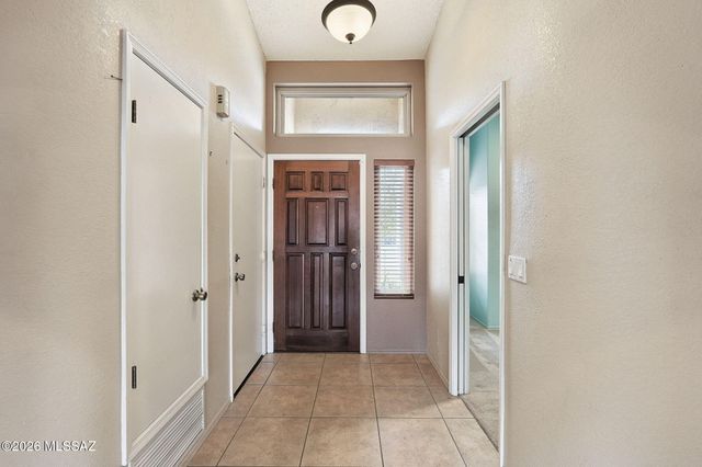 4530 W Lord Redman Loop, Tucson, AZ 85741