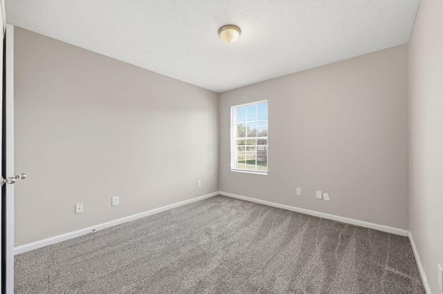 133-139 Grinder Court, Nicholasville, KY 40356