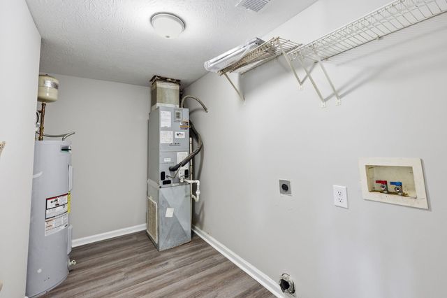 133-139 Grinder Court, Nicholasville, KY 40356