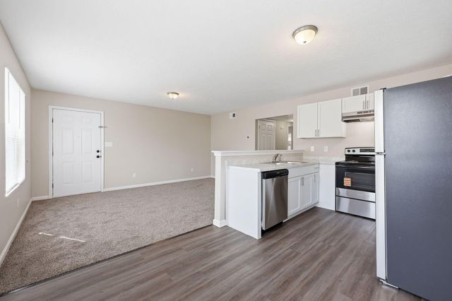 133-139 Grinder Court, Nicholasville, KY 40356
