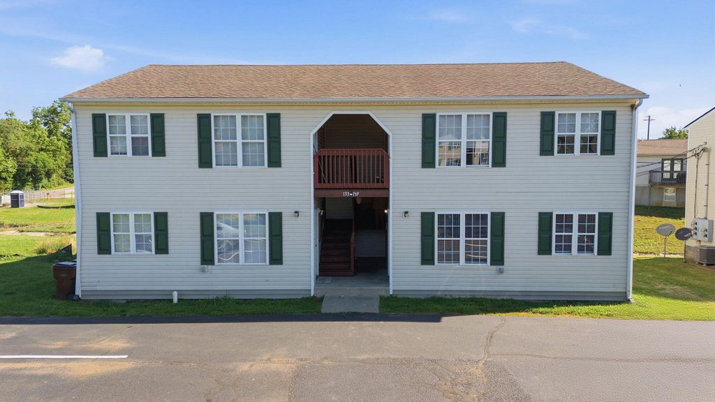133-139 Grinder Court, Nicholasville, KY 40356